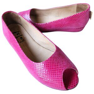 French Sole NY Hot Pink Eel Skin Peep Toe Flat Italy Women's Size 7 1/2